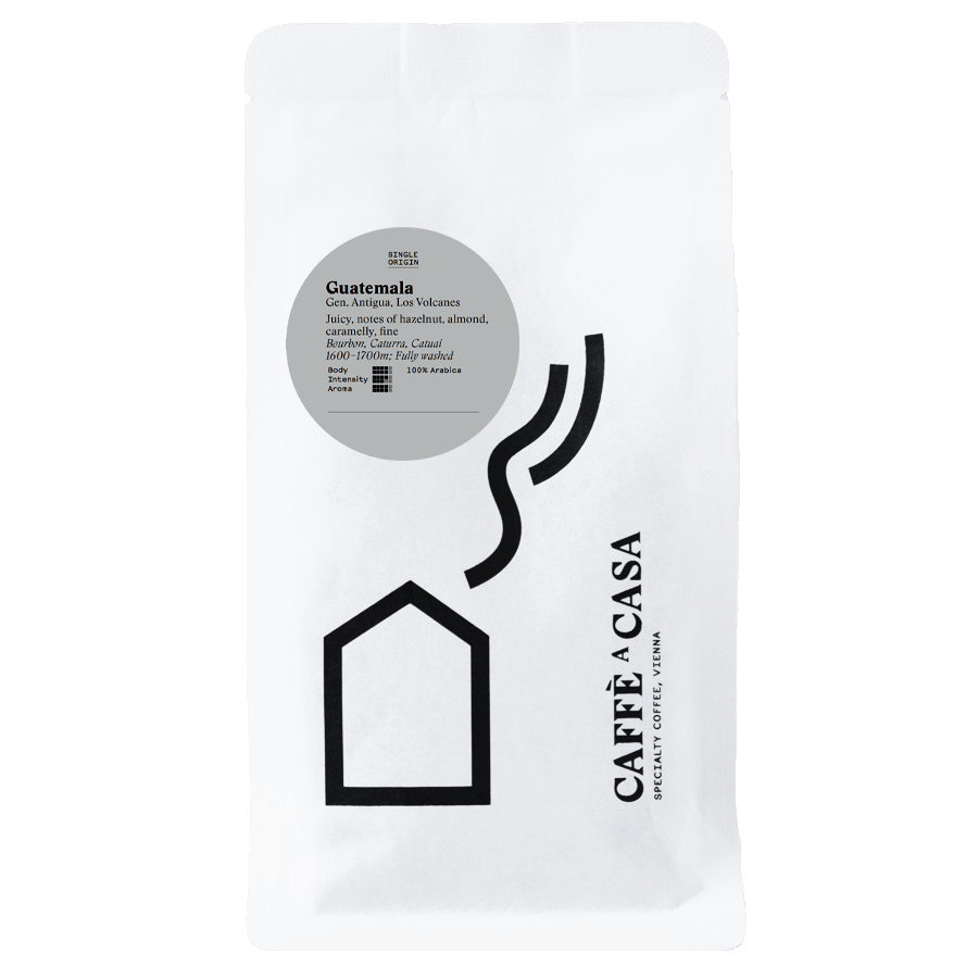 Guatemala, Antigua, Los Volcanes